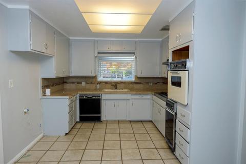 2210 Monte Carlo Ave, Modesto, CA 95350 photo 18
