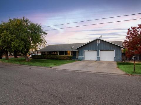 2435 Country Dr, Merced, CA 95340 photo 2