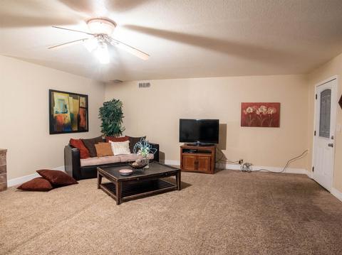 2435 Country Dr, Merced, CA 95340 photo 6