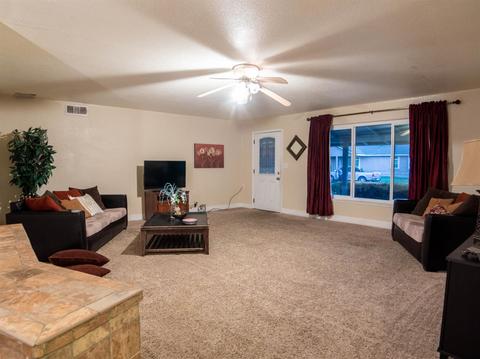 2435 Country Dr, Merced, CA 95340 photo 5