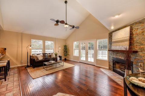 1102 Mormon St, Folsom, CA 95630 photo 16