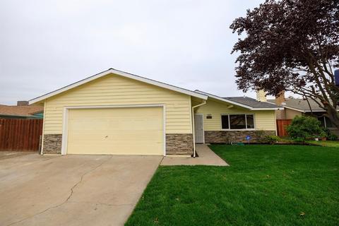 594 Camelia Ln, Manteca, CA 95336 photo 4