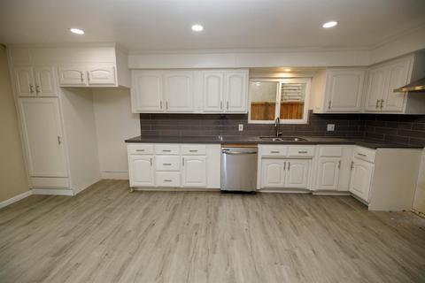 594 Camelia Ln, Manteca, CA 95336 photo 13