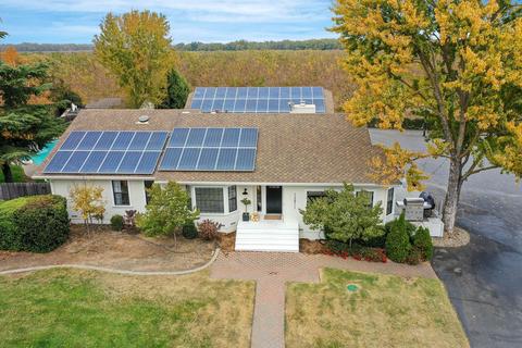 12911 E Comstock Rd, Stockton, CA 95215 photo 4