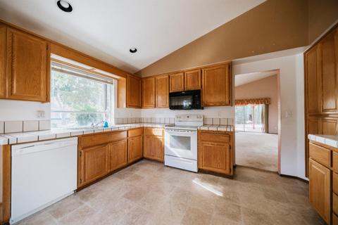 805 Larned Ln, Modesto, CA 95357 photo 16