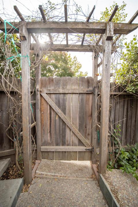 805 Larned Ln, Modesto, CA 95357 photo 41