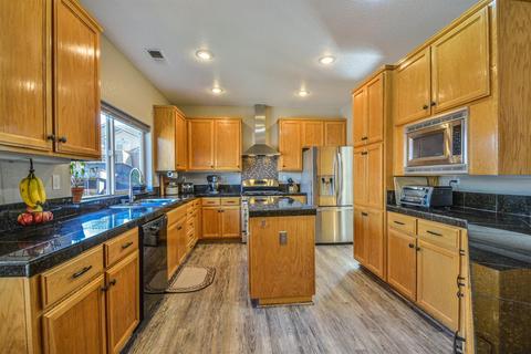 1800 Vanowen Ct, Modesto, CA 95355 photo 23