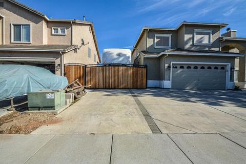 1800 Vanowen Ct, Modesto, CA 95355 photo 3