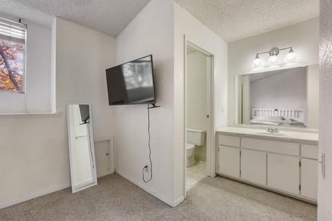 7675 Roberta Ln, Antelope, CA 95843 photo 13