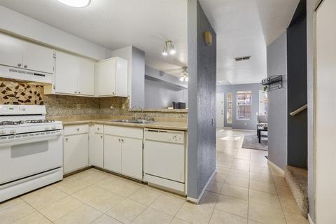 7675 Roberta Ln, Antelope, CA 95843 photo 8