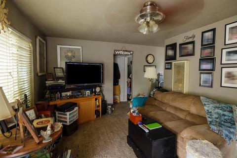 2055 Celeste Dr, Modesto, CA 95355 photo 14