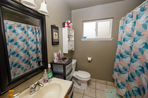 2055 Celeste Dr, Modesto, CA 95355 photo 9
