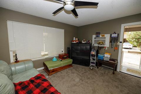 2055 Celeste Dr, Modesto, CA 95355 photo 3