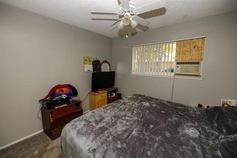 2055 Celeste Dr, Modesto, CA 95355 photo 8