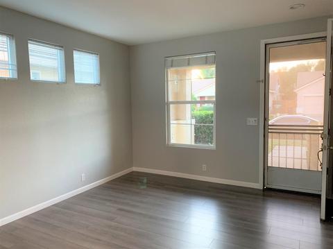 5547 Ridgepoint Dr, Antelope, CA 95843 photo 3