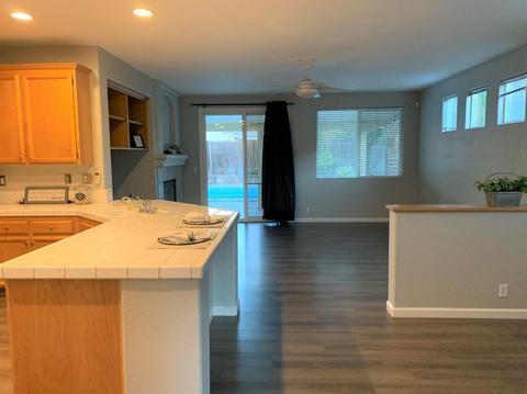 5547 Ridgepoint Dr, Antelope, CA 95843 photo 4