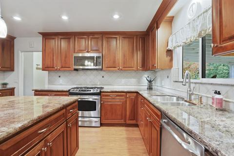501 Northgate Dr, Modesto, CA 95350 photo 11
