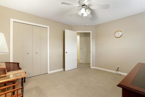 501 Northgate Dr, Modesto, CA 95350 photo 26