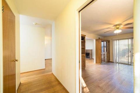 1131 E North St, Manteca, CA 95336 photo 4