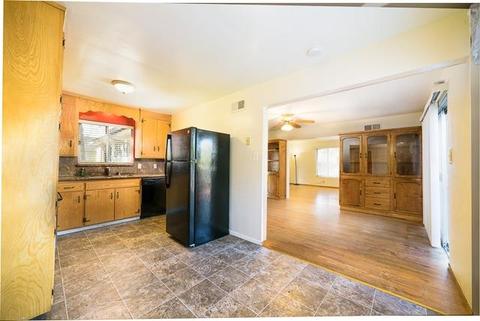 1131 E North St, Manteca, CA 95336 photo 6