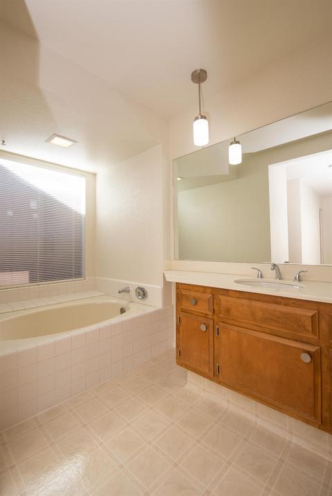 1913 Laurel Oak Dr, Modesto, CA 95354 photo 16