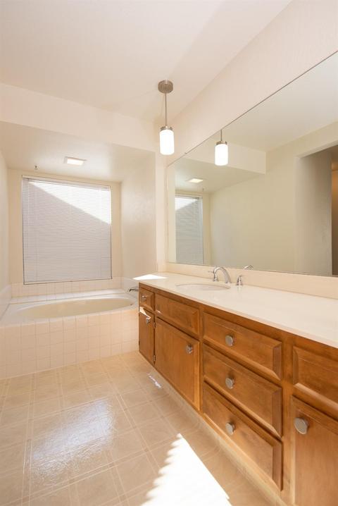 1913 Laurel Oak Dr, Modesto, CA 95354 photo 18