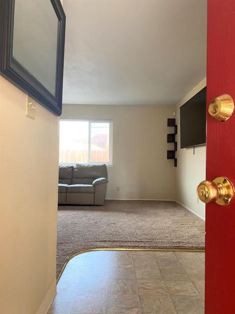3812 Amigo Dr, Modesto, CA 95356 photo 3