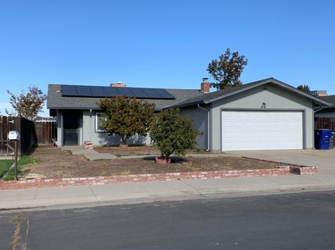 531 Hawes St, Manteca, CA 95336 photo 1