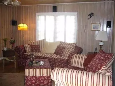 320 S Culver St, Willows, CA 95988 photo 5