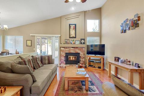 5125 Emerald Fell Ct, Antelope, CA 95843 photo 2