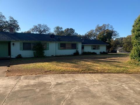 4220 Via Del Roble, Red Bluff, CA 96080 photo 2
