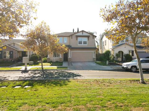 2430 Paseo Del Sol, Turlock, CA 95382 photo 2