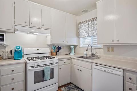 5765 Cada Cir, Carmichael, CA 95608 photo 13