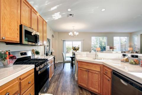 2136 Caravaggio Dr, Davis, CA 95618 photo 12