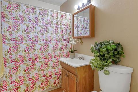 6038 Remington Ave, Carmichael, CA 95608 photo 16