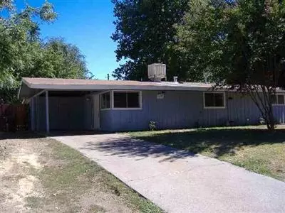569 White Ave, Chico, CA 95926 photo 2