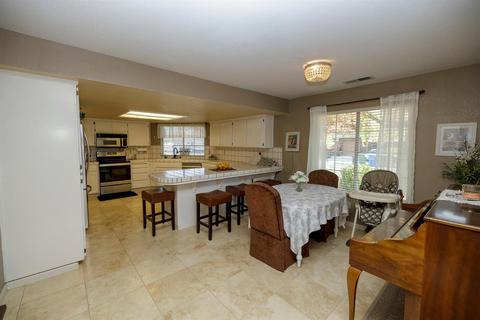 2081 Carmichael Way, Turlock, CA 95382 photo 24