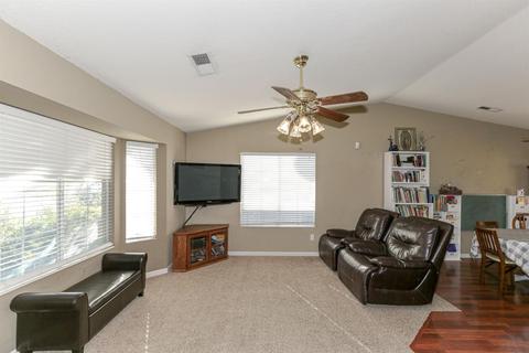 431 Connie Ct, Merced, CA 95340 photo 5