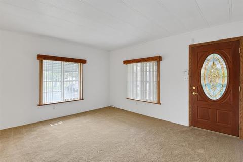161 Via Roberto, Olivehurst, CA 95961 photo 7