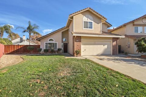 1060 Colonial Ct, Tracy, CA 95376 photo 2