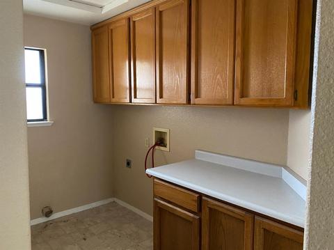 536 Klopping Ct, Patterson, CA 95363 photo 3