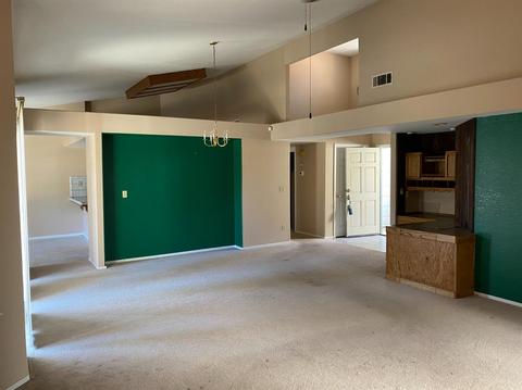536 Klopping Ct, Patterson, CA 95363 photo 6