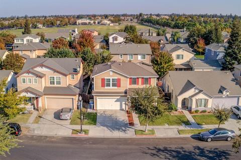 4216 Seranade Dr, Turlock, CA 95382 photo 4