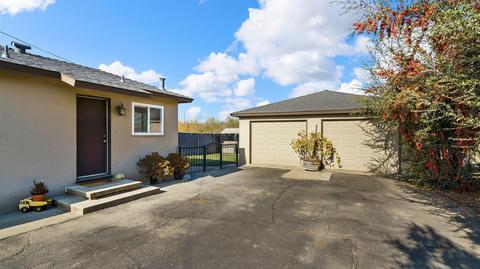 19181 E State Highway 120, Ripon, CA 95366 photo 4