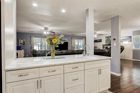 4918 Bowman Oaks Way, Carmichael, CA 95608 photo 18