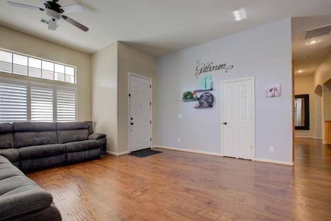 2404 Thaddeous Dr, Escalon, CA 95320 photo 11
