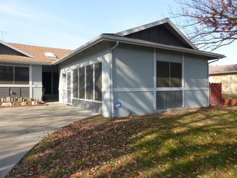 411 Sherwood Dr, Gustine, CA 95322 photo 2