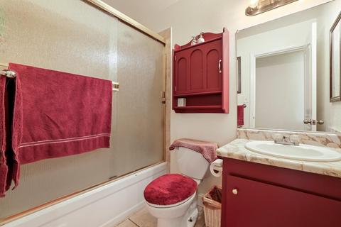 1128 Mathia Dr, Modesto, CA 95351 photo 9