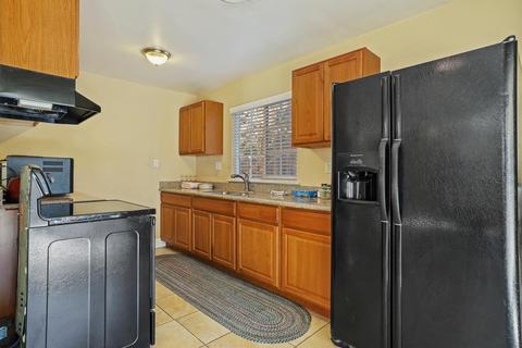 1128 Mathia Dr, Modesto, CA 95351 photo 23