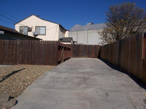 219 Oregon St, Manteca, CA 95337 photo 3